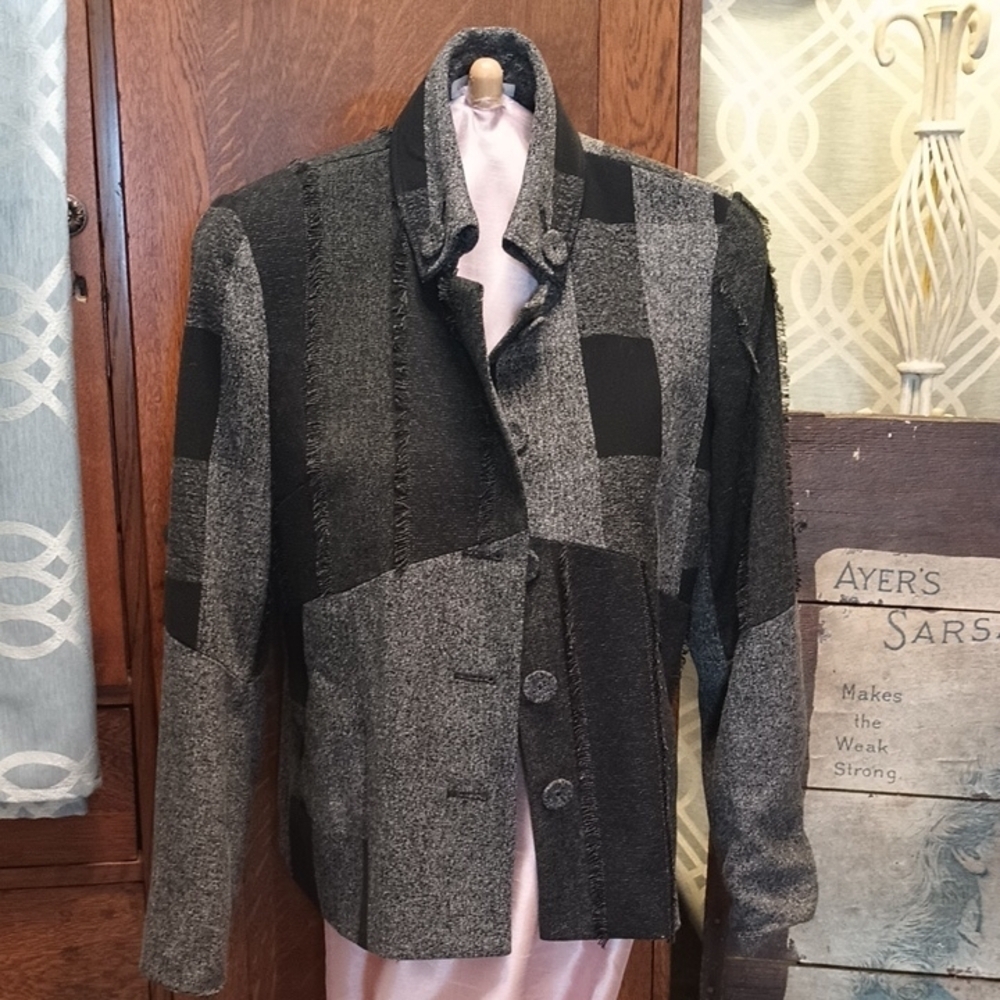 Chic Structured Black And Gray Patchwork Jacket 12 - image 1
